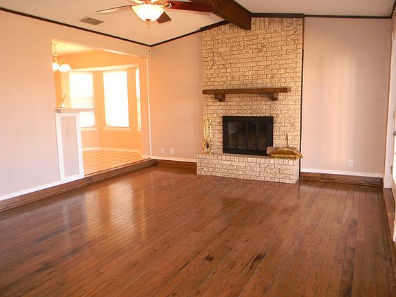 4th image of 2312 Perrin Dr