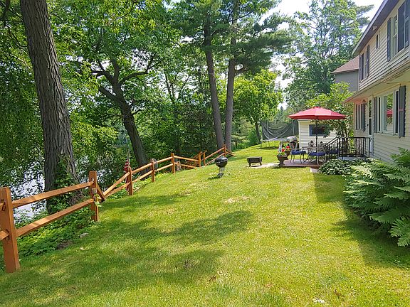 3rd image of 4 River Ln