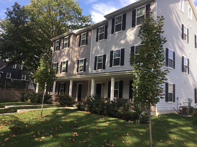 1st image of 609 Haverford Ave
