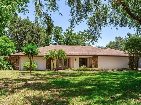 2217 High Point Dr, Brandon, FL 33511