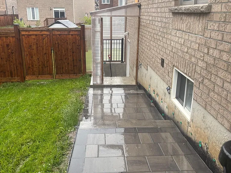 101 Milby Cres #BASEMENT — Photo 2