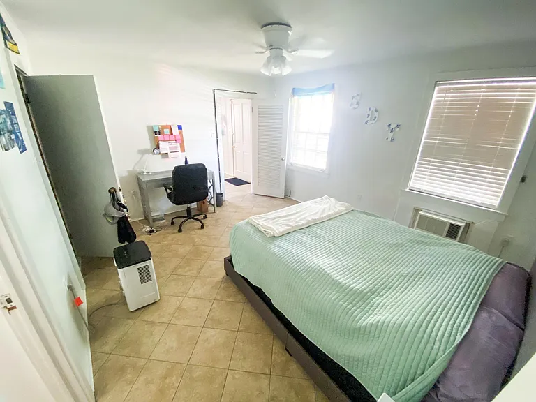 1026 Lowerline St — Photo 5