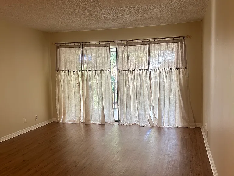7300 Sunshine Skyway Ln S #202 — Photo 7