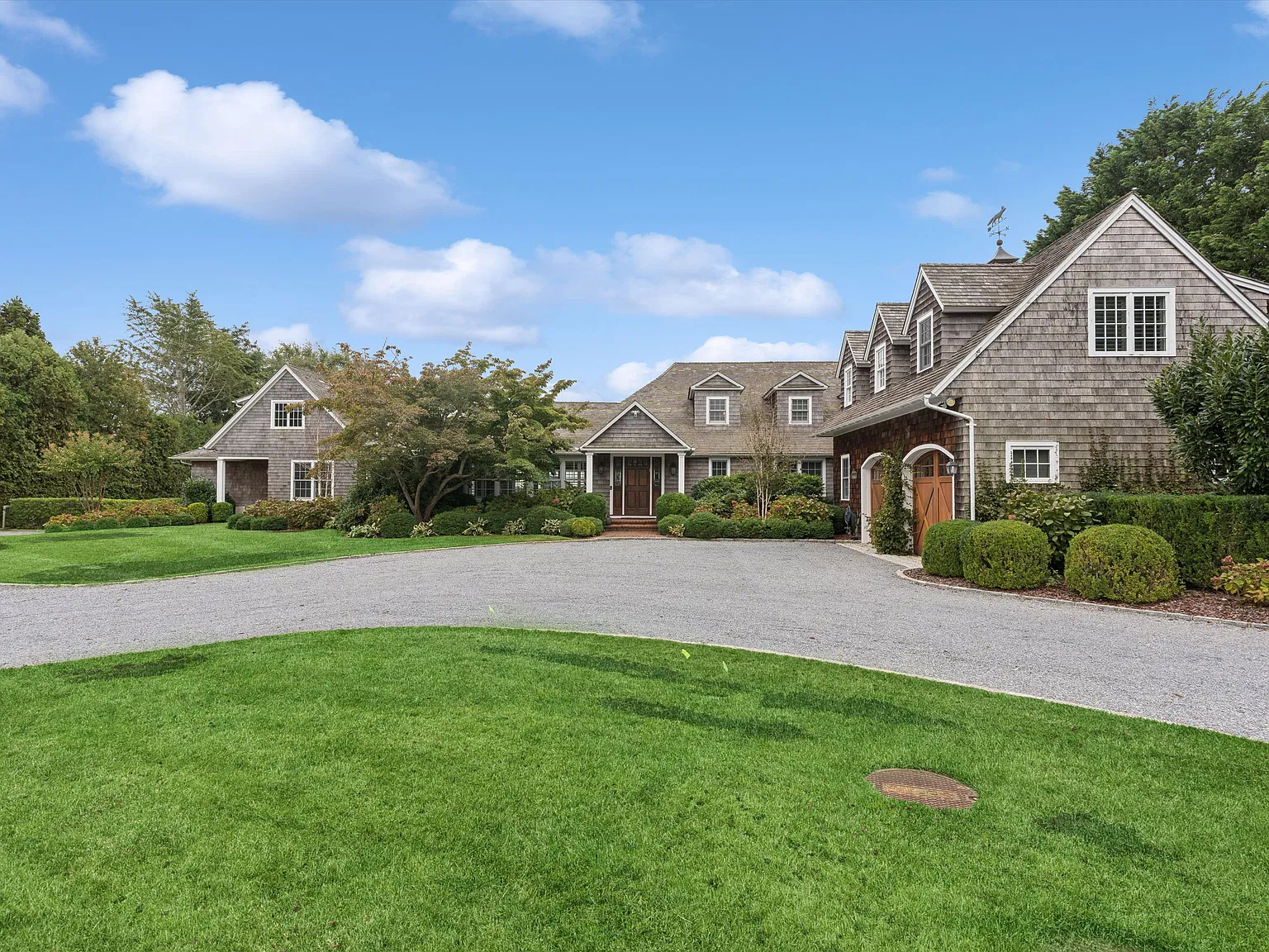 Mecox Bay to Ocean Views in Water Mill — Photo 4