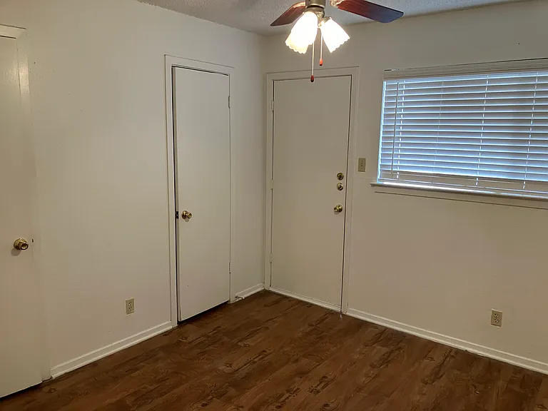 2808 Whitis Ave #308 — Photo 4