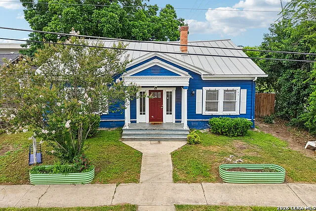 821 E Quincy St — Photo 30