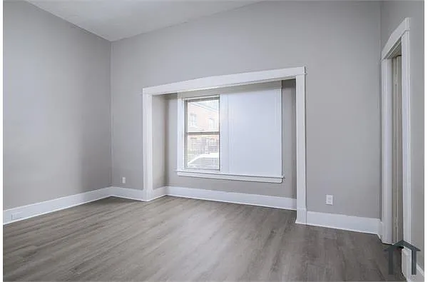 Building Photo - 1703 Hale Ave #2