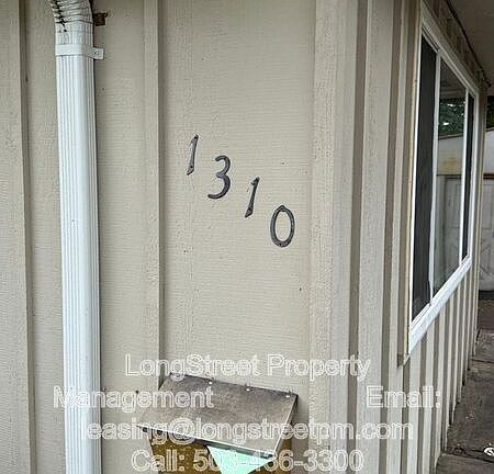 4th image of 1310 NW Fillmore Ave