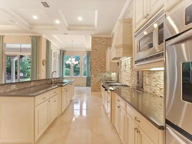 11209 Orange Hibiscus Ln — Photo 41