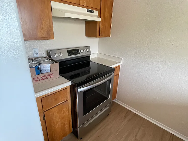 694 Roberts Rd #A — Photo 5