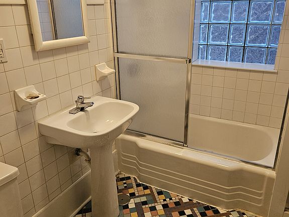 5th image of 1349 W Thorndale Ave #2