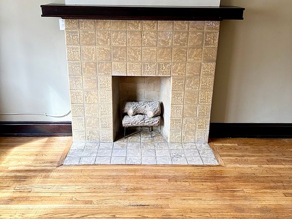 4th image of 3020 Harrison Ave #3