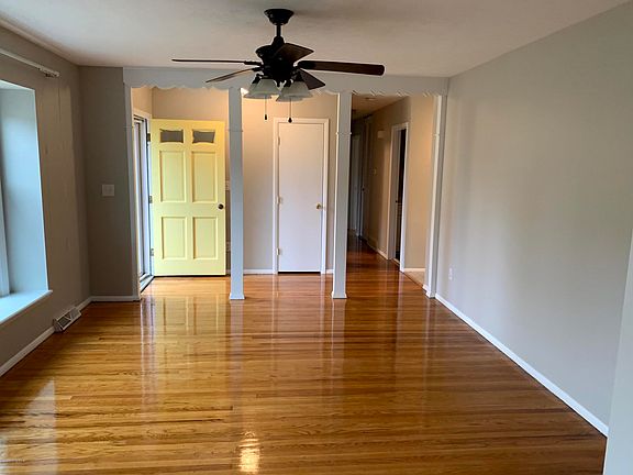 5th image of 1044 Glenwood Dr