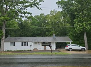 10846 Charles St, La Plata, MD 20646