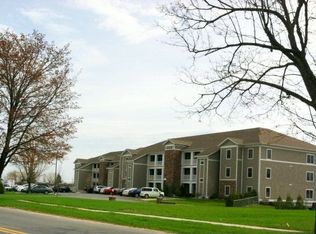 62 Club Rd APT 305, Plattsburgh, NY 12903