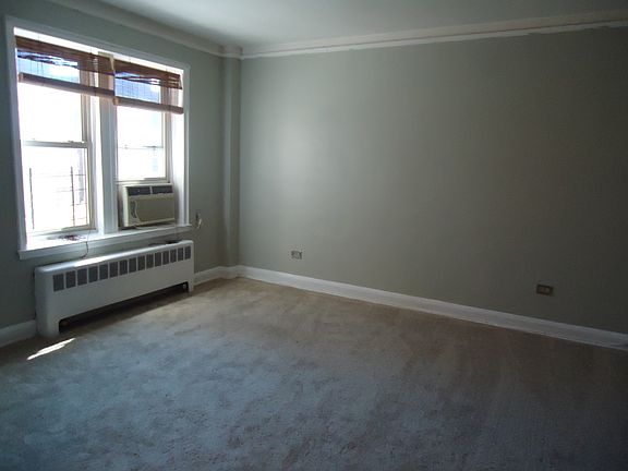 5th image of 48-24 43rd St APT 5H