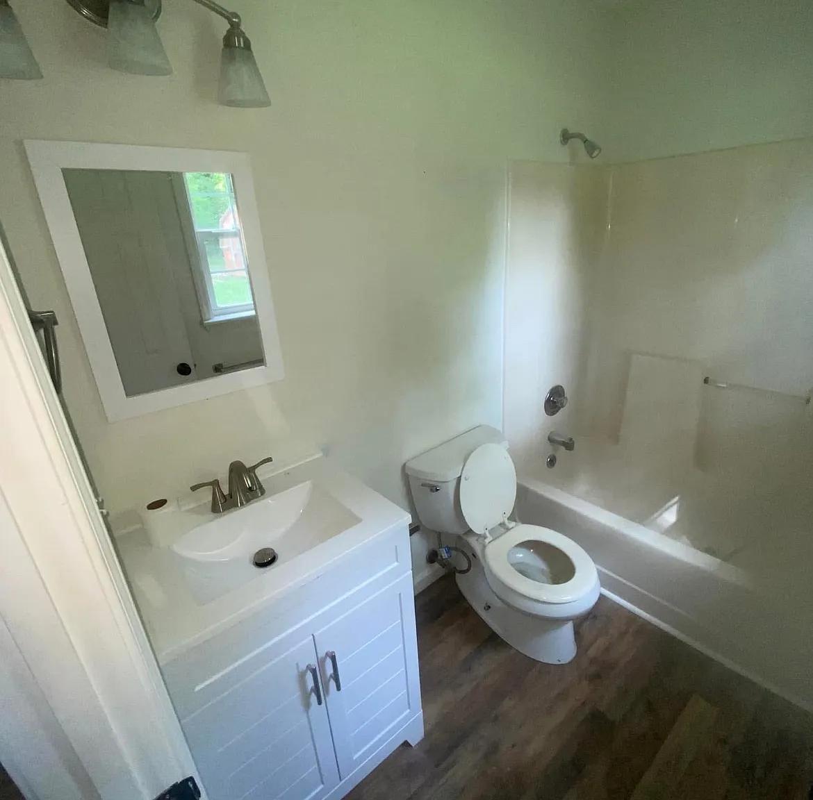 3 bed, 1152 sqft, $1,450 — Photo 4