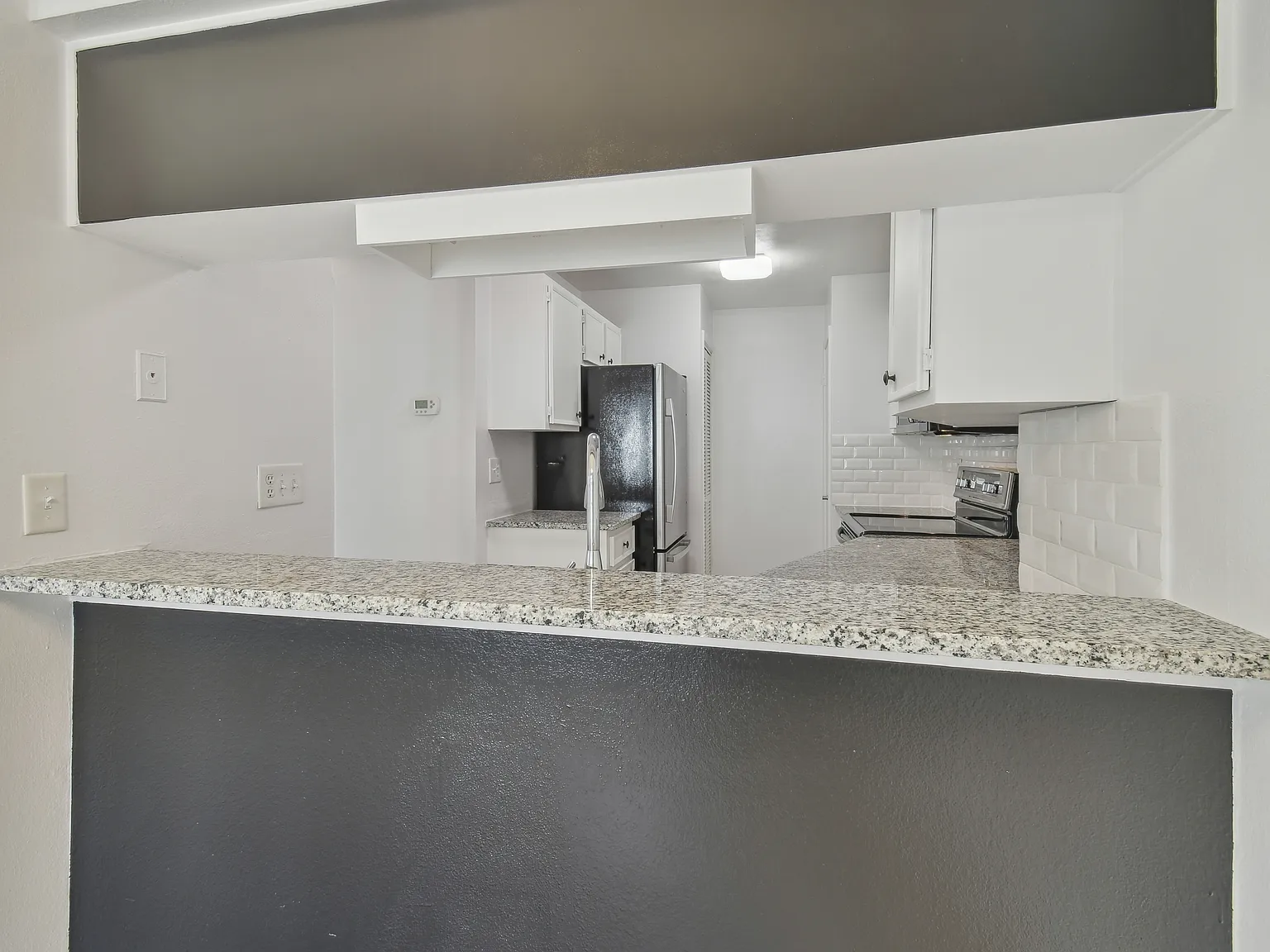 2 bed, 912 sqft, $1,600 — Photo 4