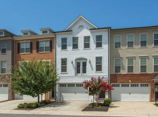 22217 Falling Ter, Ashburn, VA 20148