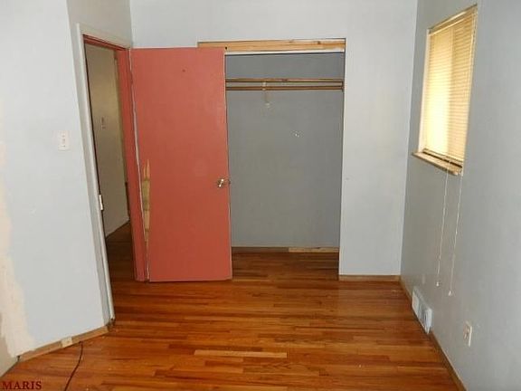 5th image of 5602 Hodiamont Ave