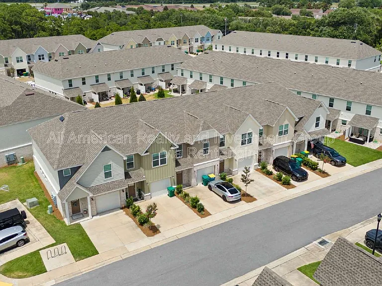 400 Mattie M Kelly Blvd — Photo 2