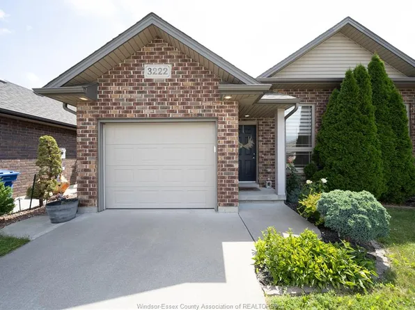 3222 Seville Ave, Windsor, ON N8N 0A4