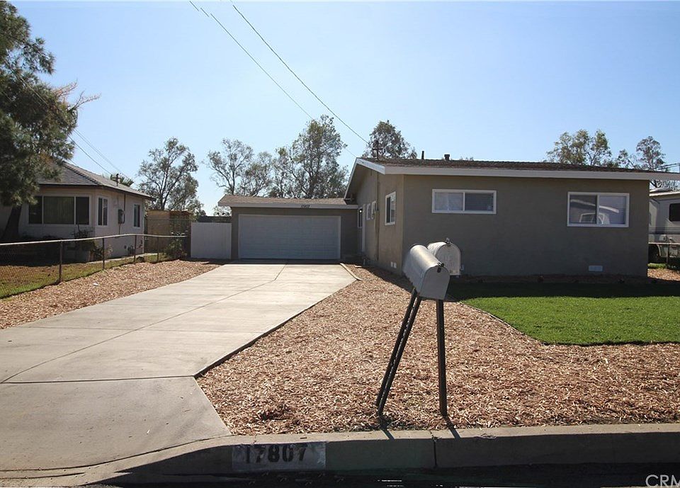 1st image of 17807 Seville Ave