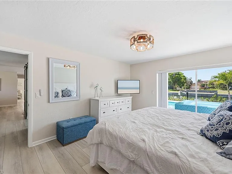 799 Caribbean Ct — Photo 17