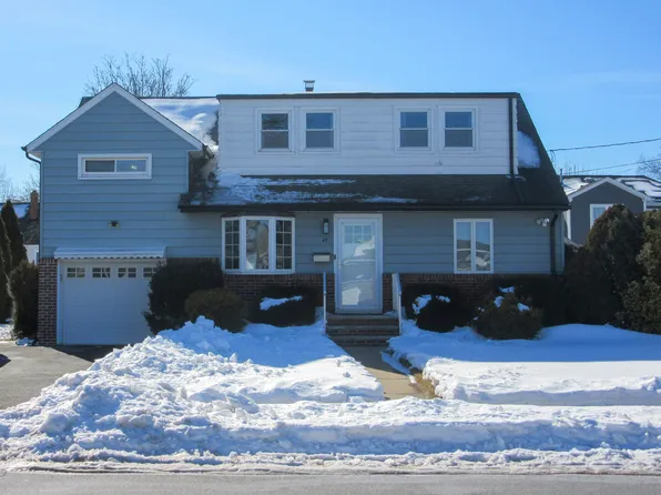 49 Notch Rd, Clifton, NJ 07013