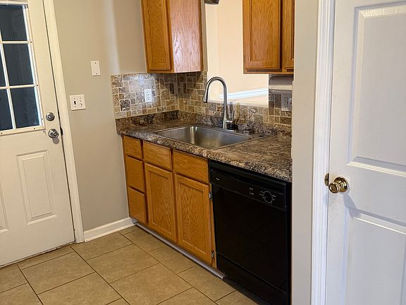 2nd image of 109 Green Meadow Dr