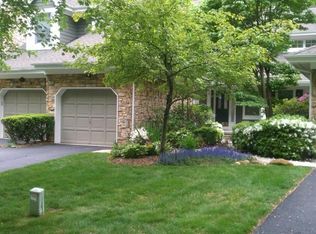 66 Coriander Dr, Princeton, NJ 08540
