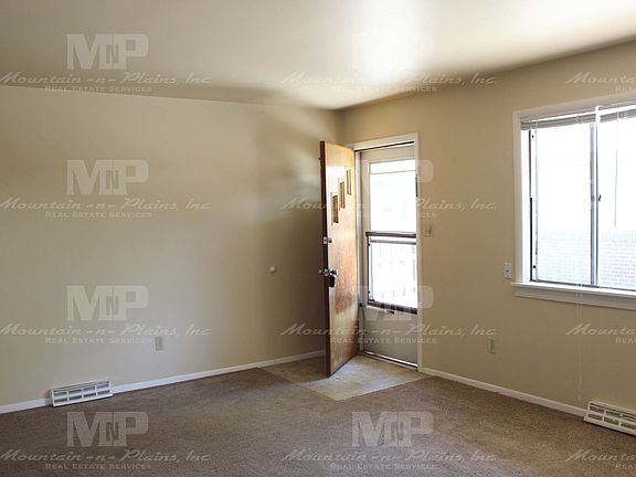 3rd image of 612 N Frey Ave APT 1
