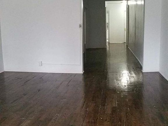 4th image of 751 Walton Ave APT 22B