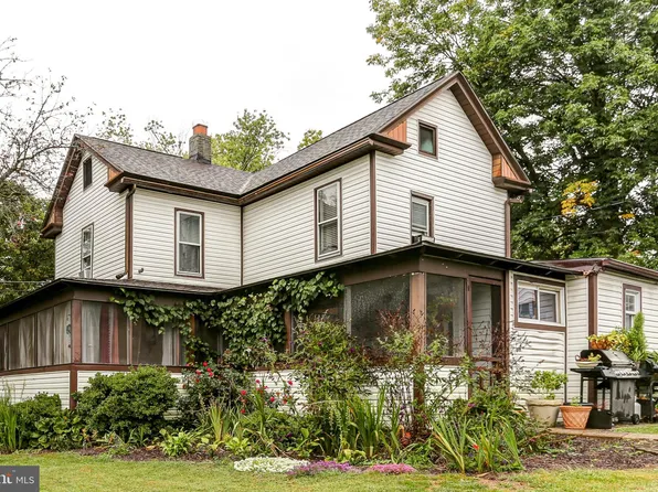 1429 5th St, Enola, PA 17025