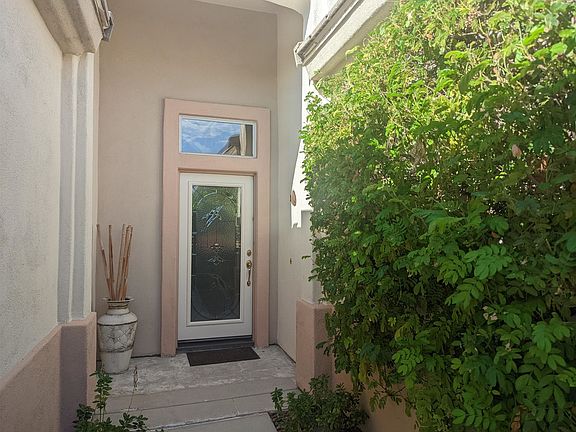 5th image of 78154 Bovee Cir