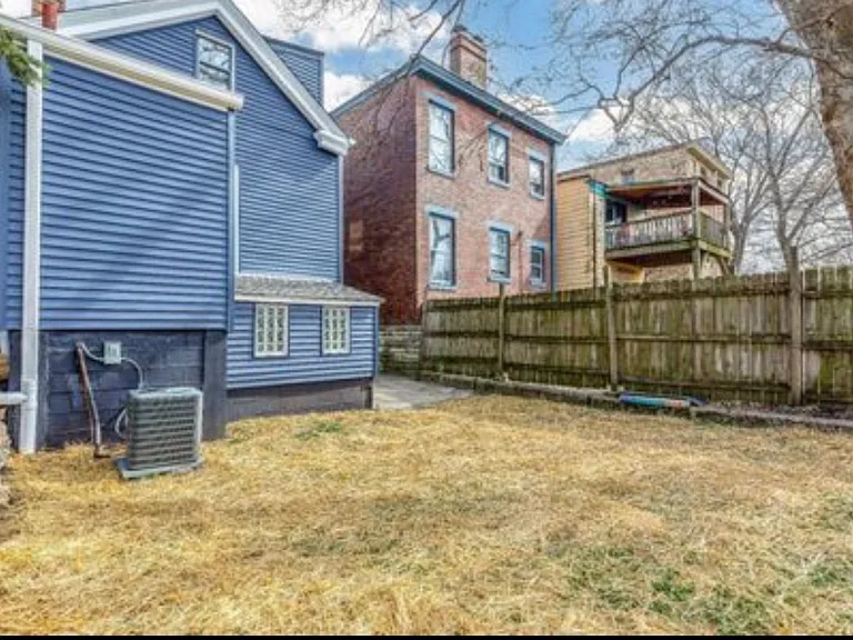Victor St — Photo 16