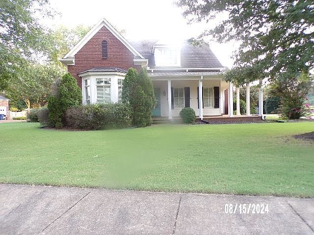 1st image of 20 Lafayette Cv