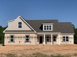 1127 Birchwood Dr, Griffin, GA