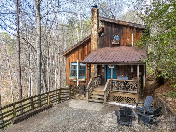 275 Conard Cir, Bryson City, NC 28713