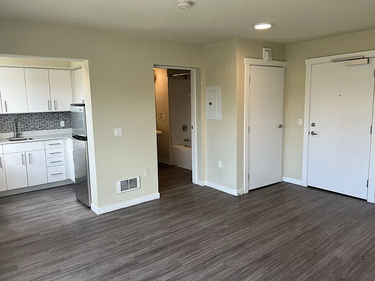 Cubix at Othello Apartments — Photo 167