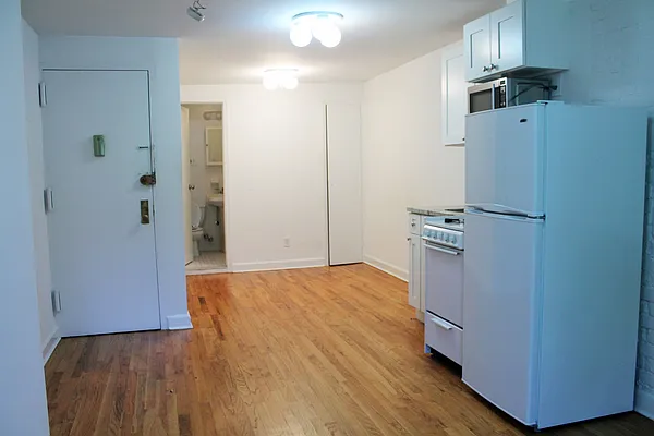 Rented by Urban Real Estate Inc | media 13