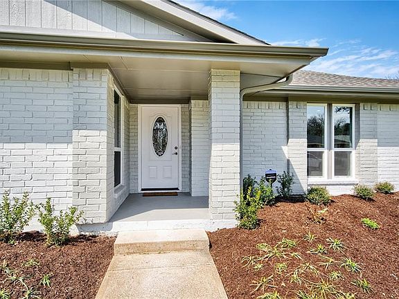 4th image of 2521 Plateau Dr