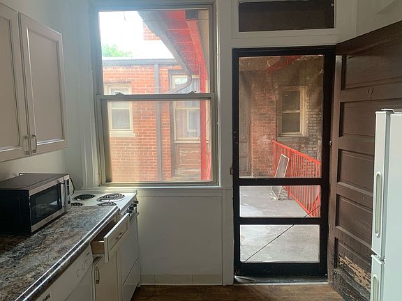 5th image of 905 Maryland Ave APT 7R
