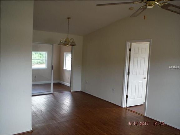 3rd image of 10146 Stonecrop Ave