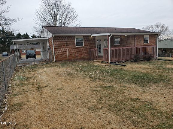 5th image of 4010 Sanford Dr