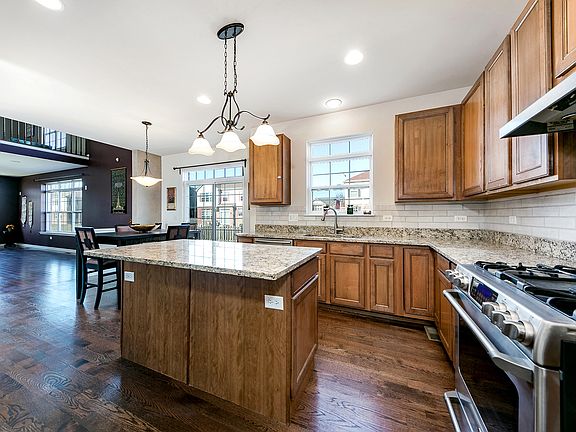 5th image of 1914 Norwich Ln