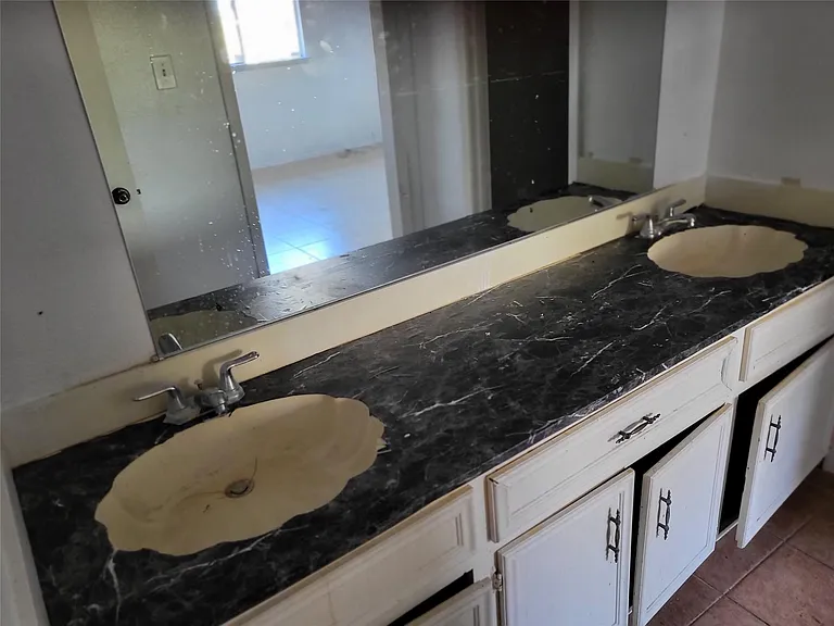 713 Carol Lynn Dr — Photo 7