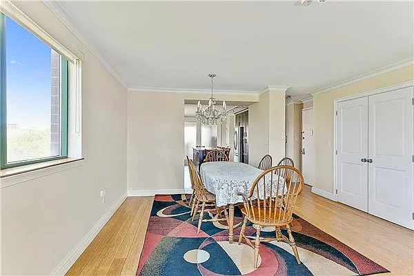 Sold by Exclusive Properties Sotheby's International Realty | media 7