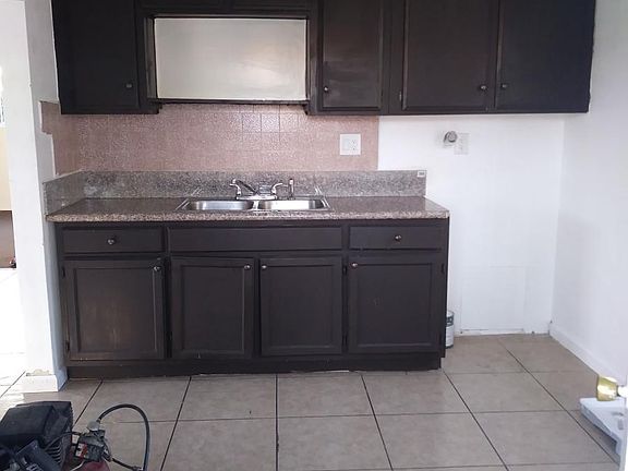 2nd image of 3072 Lanfranco St Unit 2