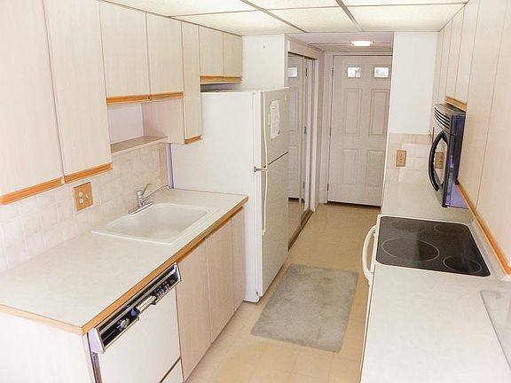 2nd image of 2401 W Canal Dr APT 3C